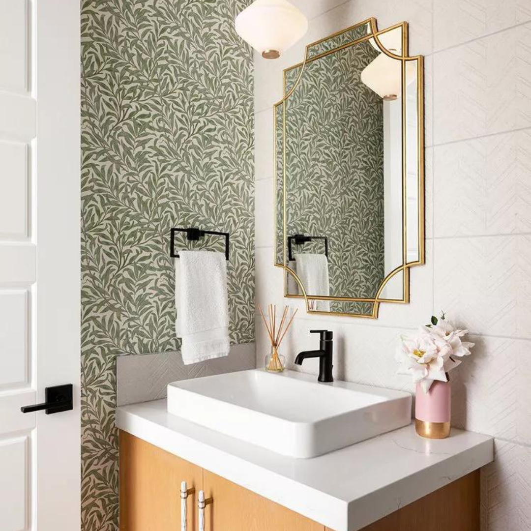 How to Choose the Right Bathroom Mirror